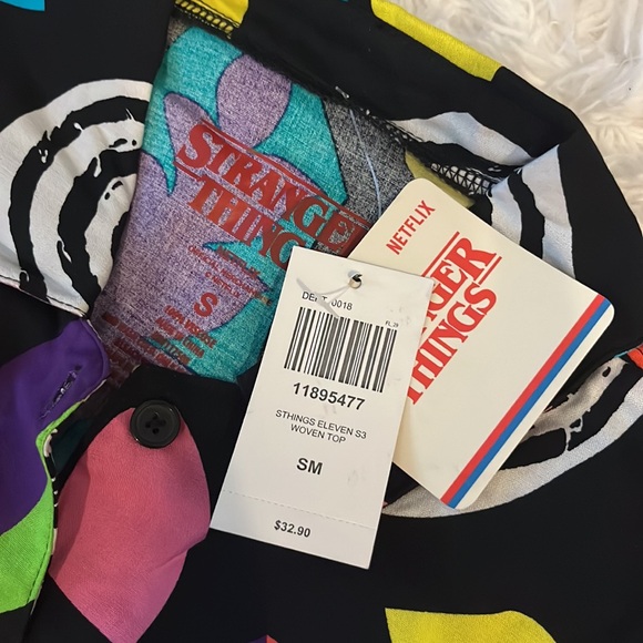 Stranger Things Eleven button up shirt NWT - Picture 2 of 2